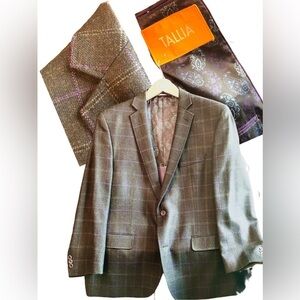 Tallia 100% Lambs Wool Plaid‎ Blazer, Paisley Lining, Grey/Purple, NWOT Size 46R